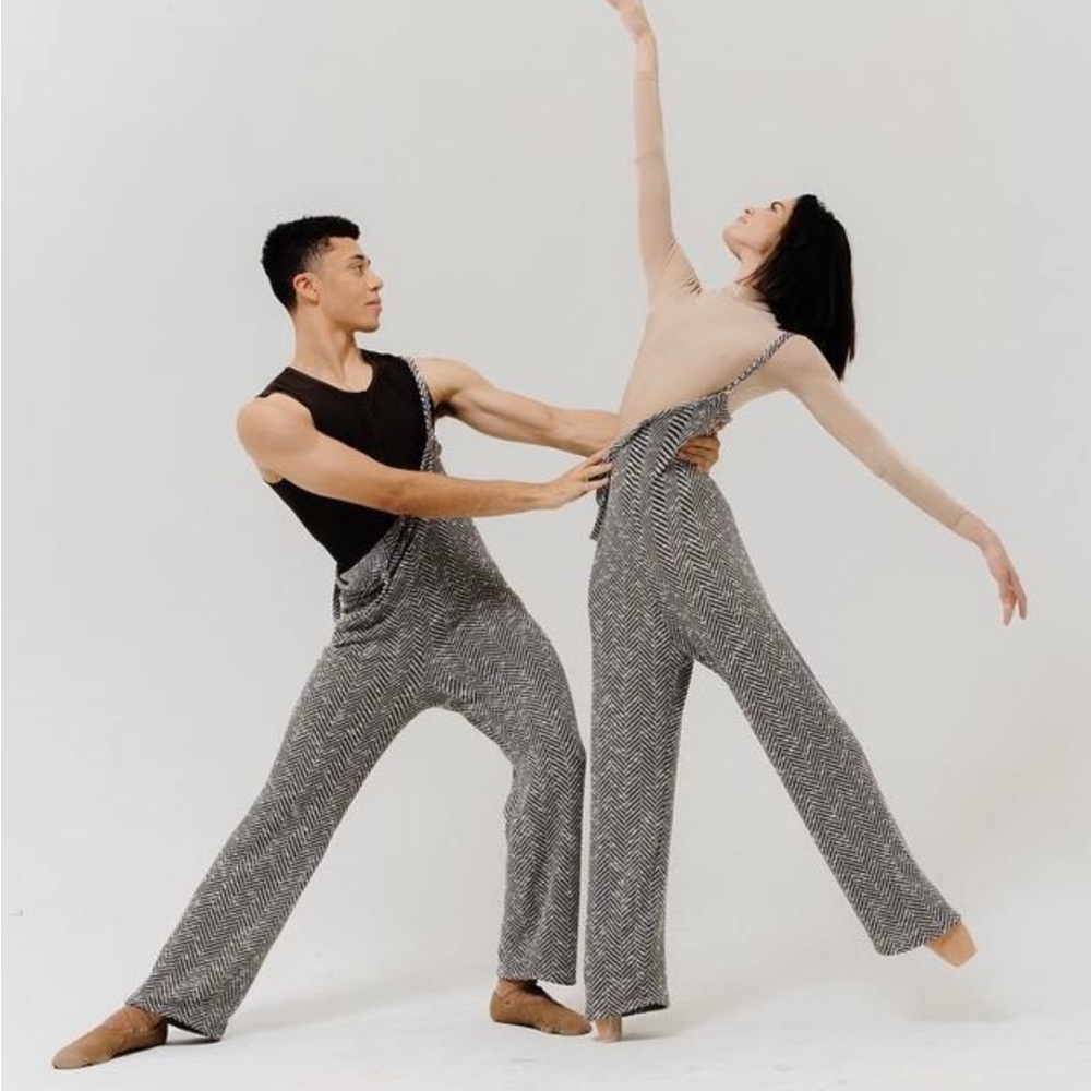 NWOT RubiaWear Ballet Dance Warmup Jumper/Onesie - Gray/Glacier, Medium